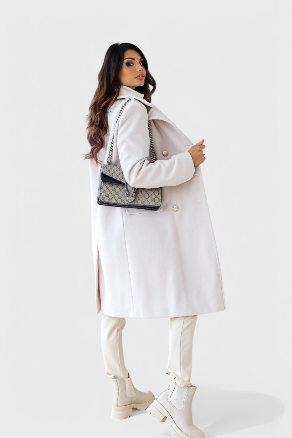 Yara Double-Breasted Wool Coat with Fitted Cut